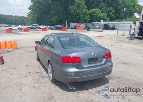 2014 Volkswagen Jetta z USA, uszkodzony, nr VIN 3VWD07A13EM232529